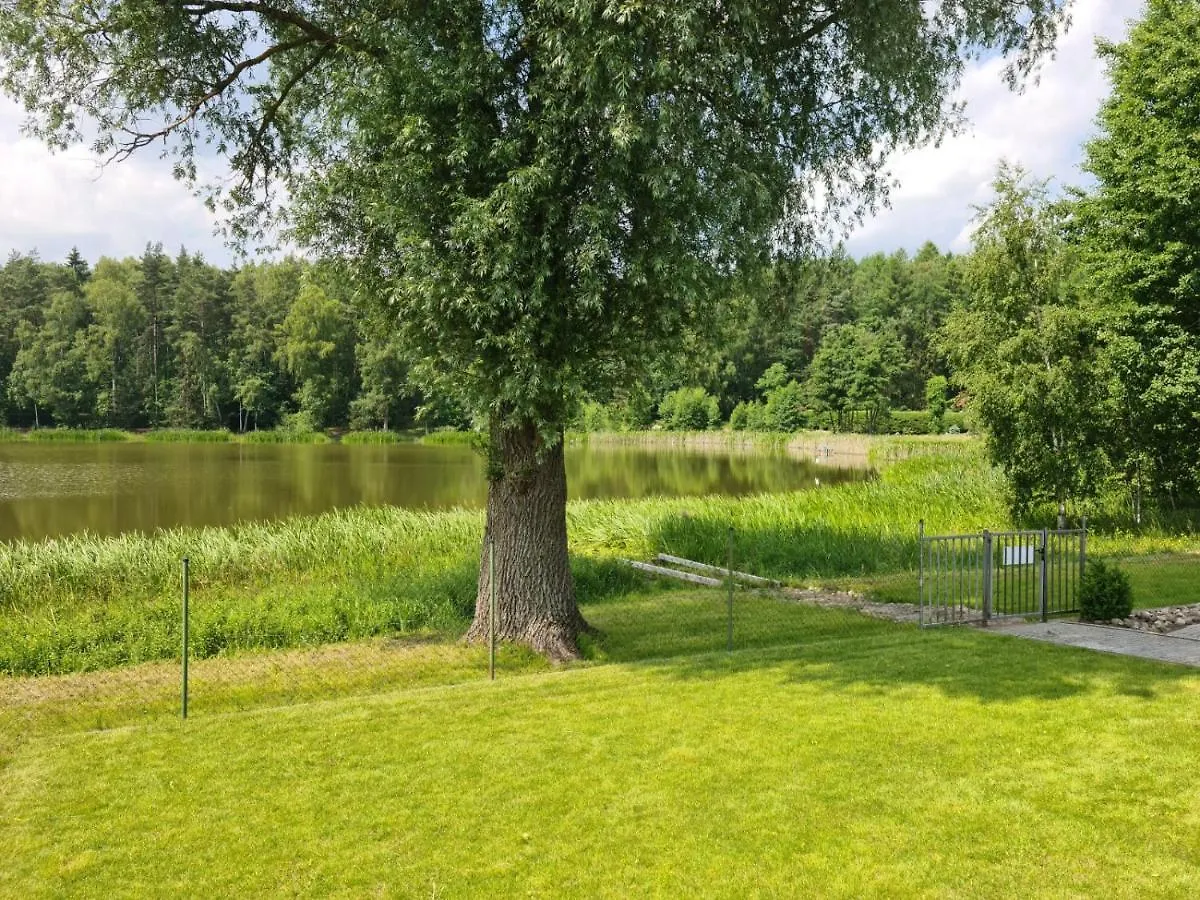 Willa Dom nad jeziorem na Kaszubach Myszewko 0*,